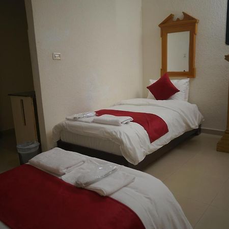 Petra Home Hotel วาดี มูซา ภายนอก รูปภาพ