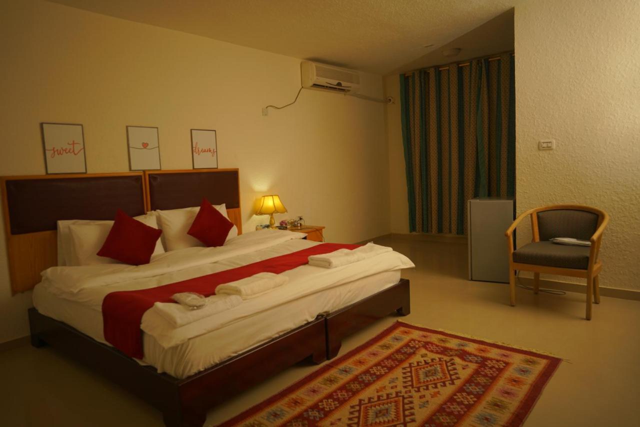 Petra Home Hotel วาดี มูซา ภายนอก รูปภาพ
